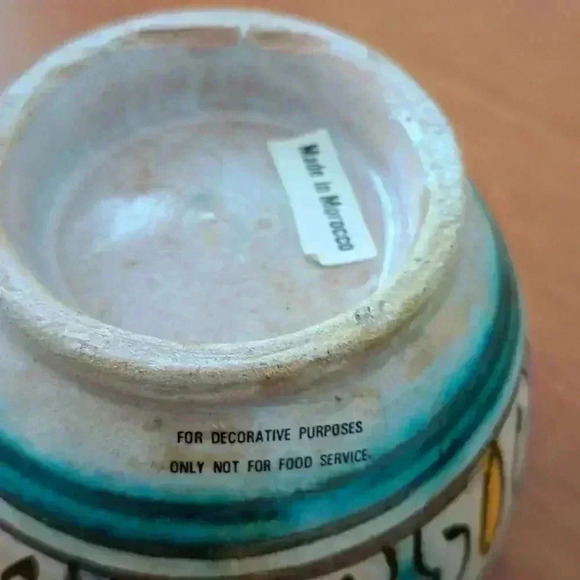 Small BOWL LIDDED PART OF THEE PIECE VINTAGE MOORISH HAND MADE COLLE… - Picture 5 of 9